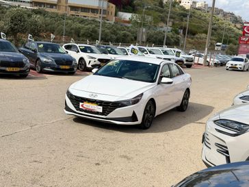 יונדאי אלנטרה