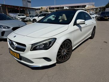 מרצדס CLA קלאס