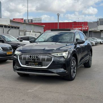 אאודי E-tron