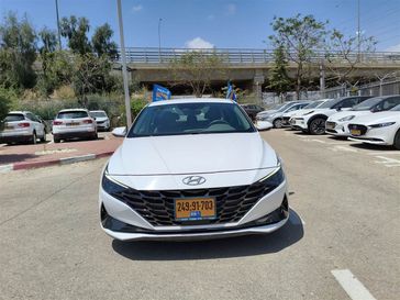 יונדאי אלנטרה