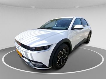 יונדאי איוניק