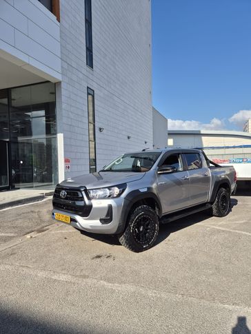 טויוטה היילקס