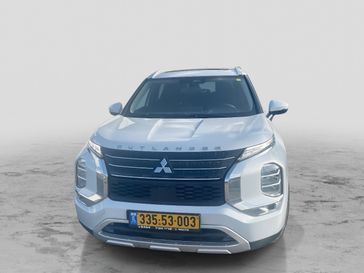 מיצובישי אאוטלנדר