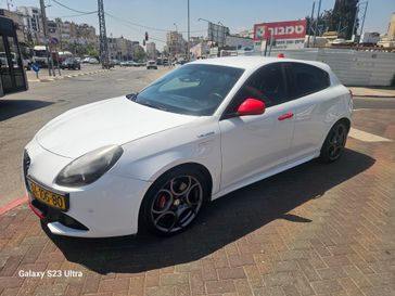 אלפא רומיאו ג'וליטה
