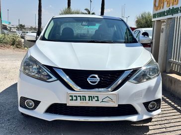ניסאן סנטרה