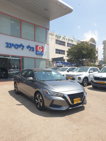 ניסאן סנטרה