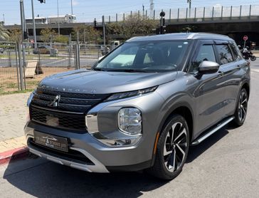 מיצובישי אאוטלנדר