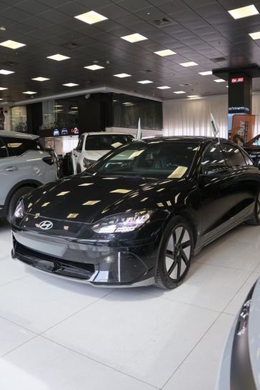 יונדאי איוניק