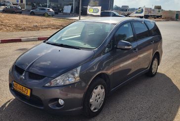 מיצובישי גרנדיס