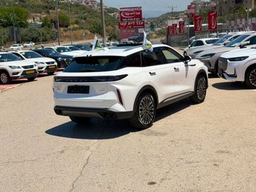 אומודה 9 PHEV