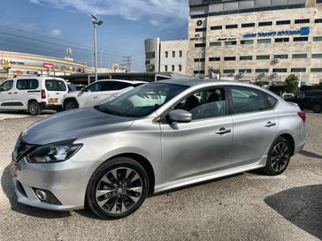 ניסאן סנטרה