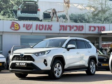 טויוטה RAV4