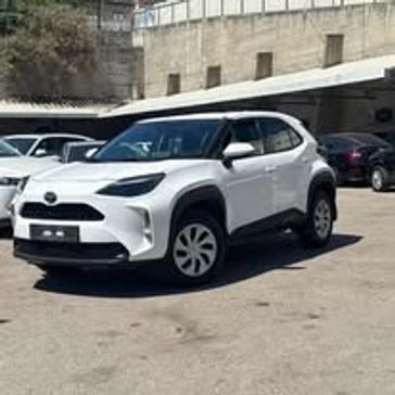 טויוטה יאריס קרוס