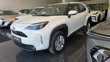 טויוטה יאריס קרוס