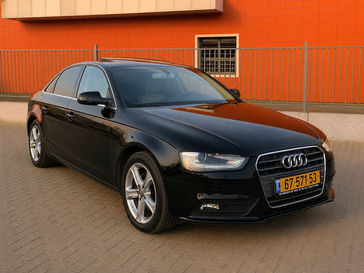 אאודי A4