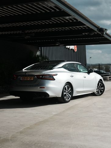 ניסאן מקסימה