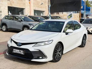 טויוטה קאמרי