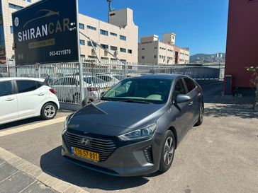 יונדאי איוניק