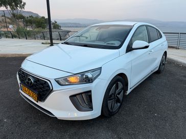 יונדאי איוניק