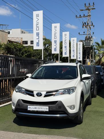 טויוטה RAV4
