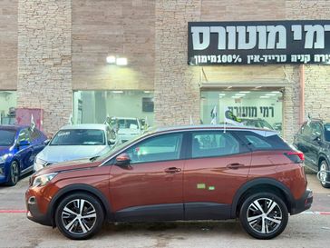 פיג'ו 3008