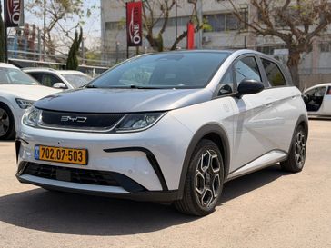 בי ווי די BYD DOLPHIN