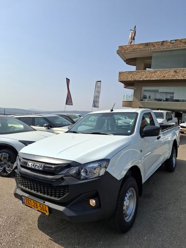 איסוזו D-Max