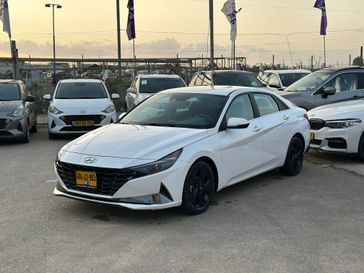 יונדאי אלנטרה