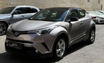 טויוטה C-HR