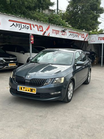סקודה אוקטביה