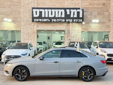 אאודי A4