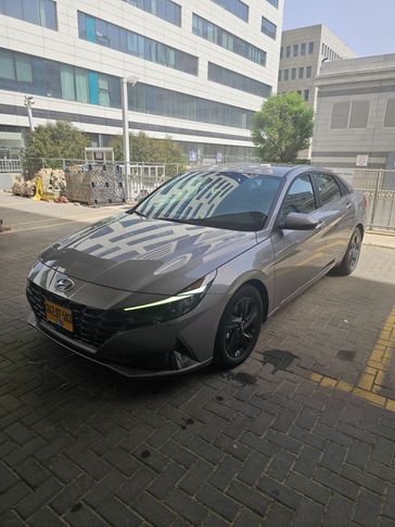 יונדאי אלנטרה