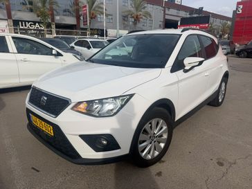 סיאט ארונה