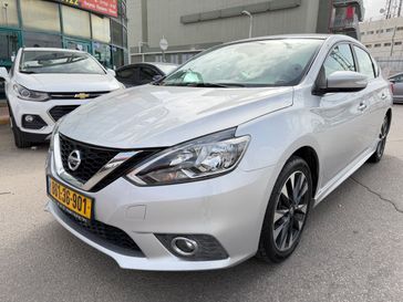 ניסאן סנטרה