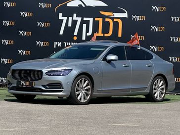 וולבו S90