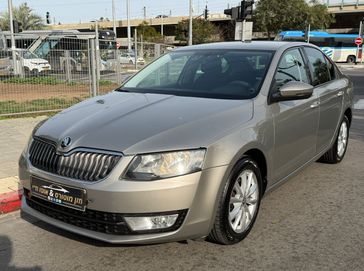 סקודה אוקטביה