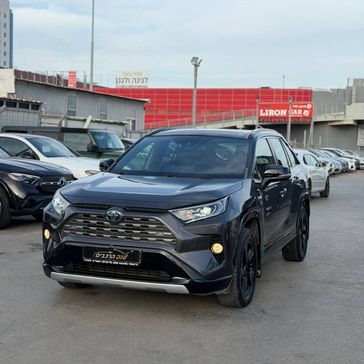 טויוטה RAV4