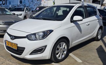 יונדאי I20