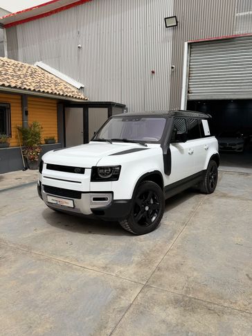 לנד רובר דיפנדר