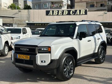 טויוטה לנד קרוזר