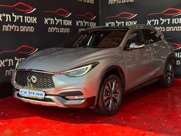 אינפיניטי QX30