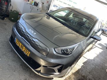 קיה נירו