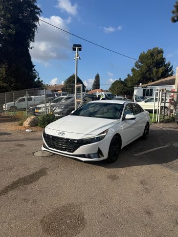 יונדאי אלנטרה