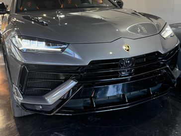 לאמבורגיני URUS