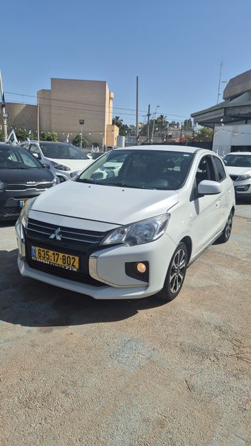 מיצובישי ספייס סטאר