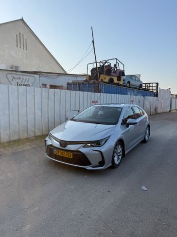 טויוטה קורולה