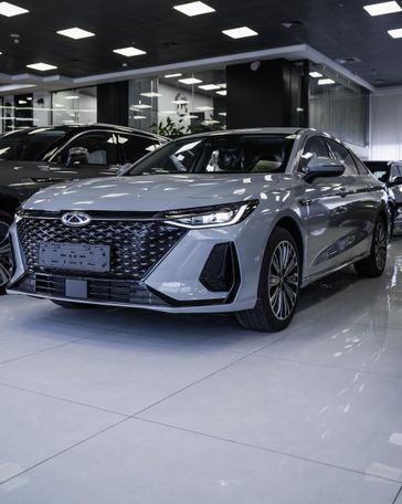צ'רי ARRIZO 8 PHEV