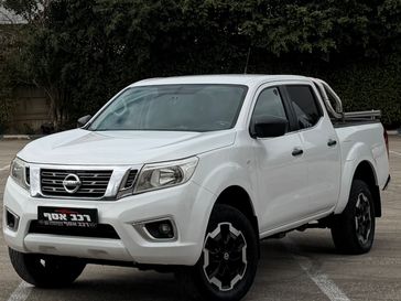 ניסאן NAVARA