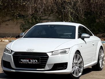 אאודי TT