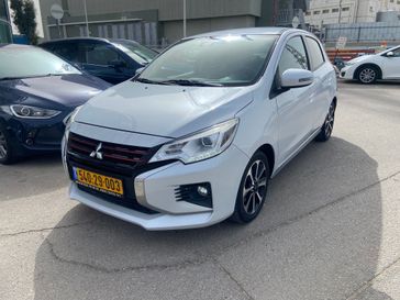 מיצובישי ספייס סטאר